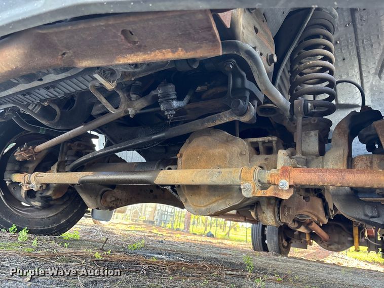 image for item DU2609 2007 Ford F450 Super Duty XL flatbed truck