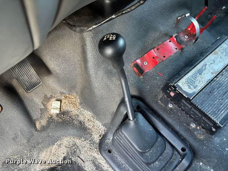 image for item DU2609 2007 Ford F450 Super Duty XL flatbed truck