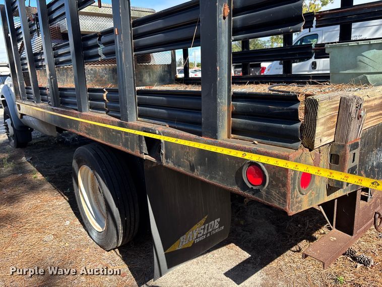 image for item DU2609 2007 Ford F450 Super Duty XL flatbed truck