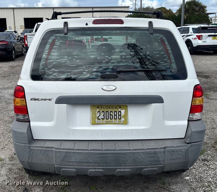 image for item DU2612 2005 Ford Escape 
