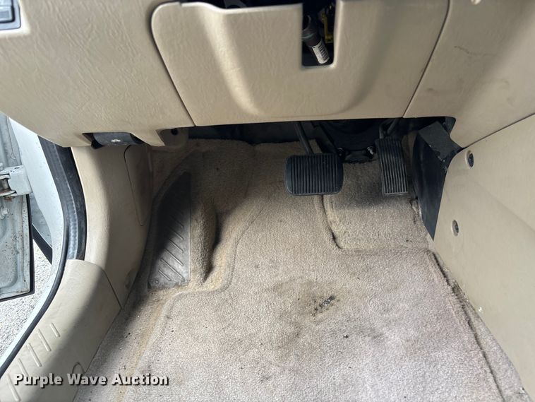 image for item DU2612 2005 Ford Escape 