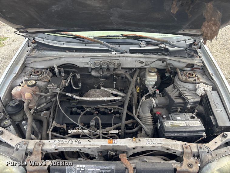 image for item DU2612 2005 Ford Escape 