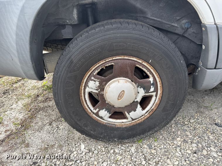 image for item DU2612 2005 Ford Escape 