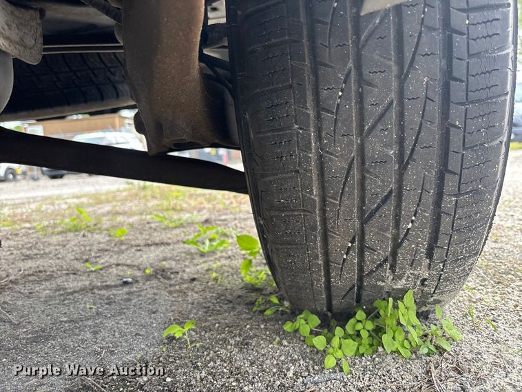 image for item DU2612 2005 Ford Escape 