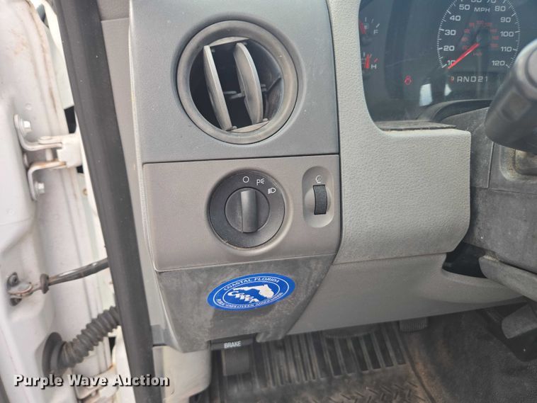 image for item DU2613 2006 Ford F150 pickup truck