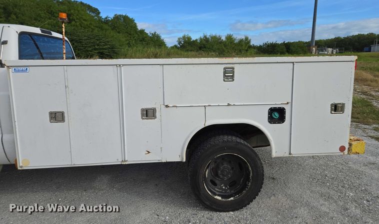 image for item DU2622 2003 Ford F450 Super Duty XL utility / service truck