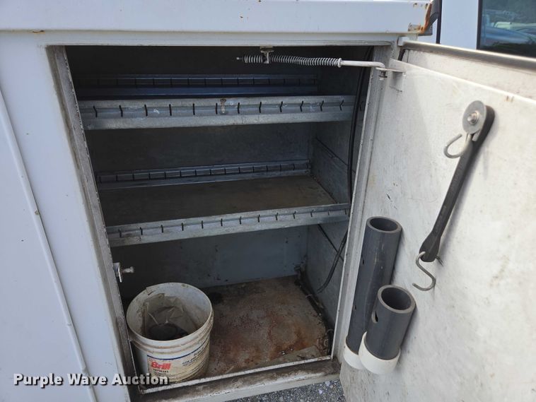 image for item DU2622 2003 Ford F450 Super Duty XL utility / service truck