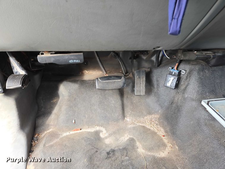 image for item DU2622 2003 Ford F450 Super Duty XL utility / service truck