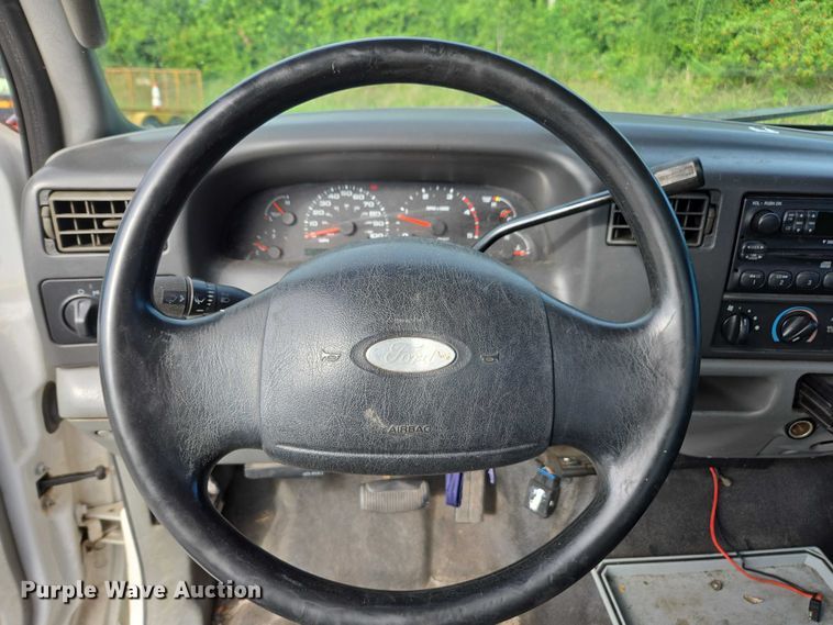 image for item DU2622 2003 Ford F450 Super Duty XL utility / service truck