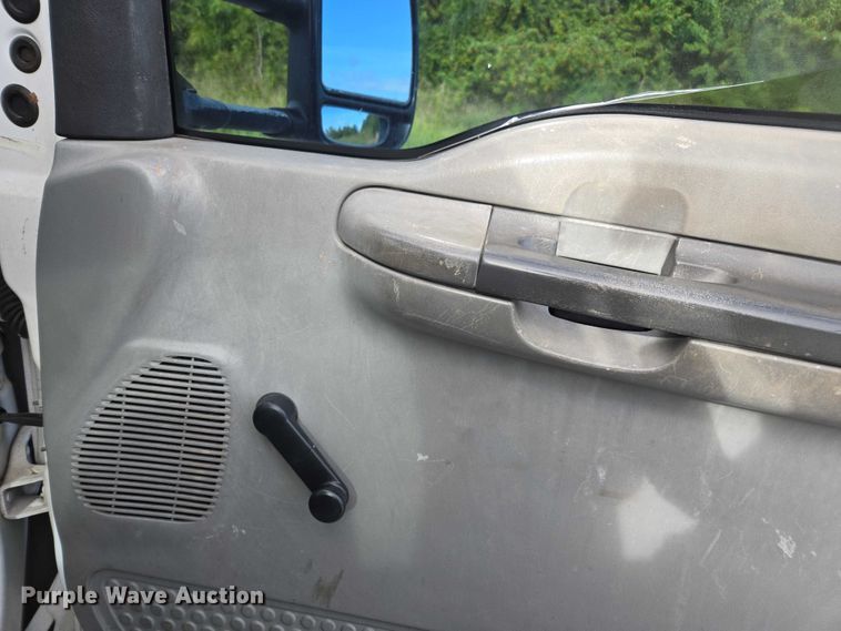 image for item DU2622 2003 Ford F450 Super Duty XL utility / service truck