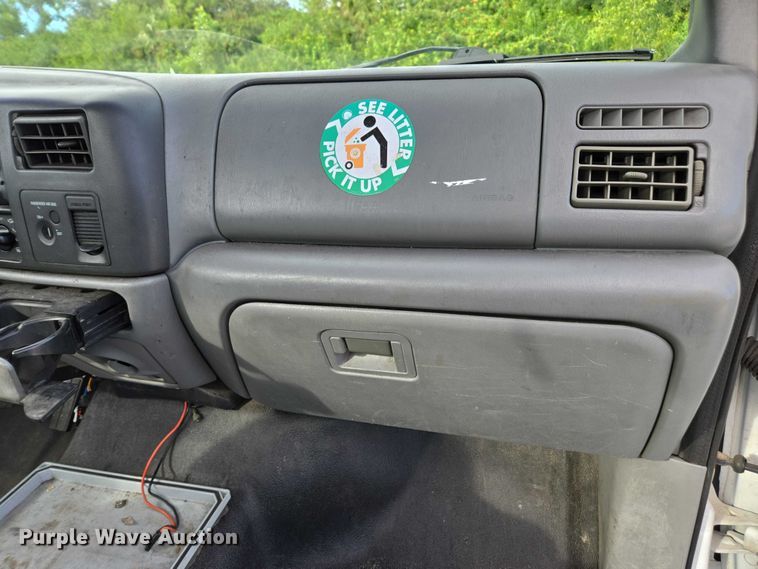 image for item DU2622 2003 Ford F450 Super Duty XL utility / service truck