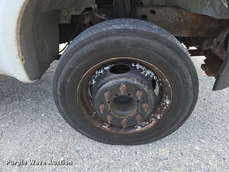 image for item DU2622 2003 Ford F450 Super Duty XL utility / service truck