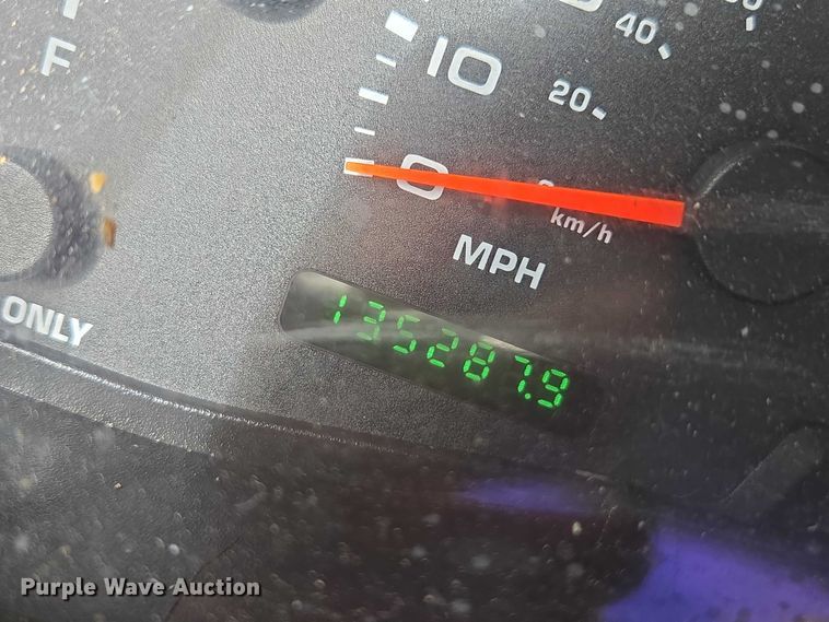 image for item DU2622 2003 Ford F450 Super Duty XL utility / service truck