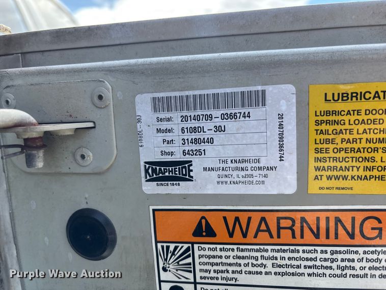 image for item DU2626 2015 Ford F550 Super Duty utility / service truck