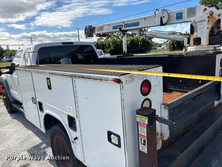 image for item DU2626 2015 Ford F550 Super Duty utility / service truck