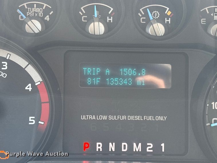 image for item DU2626 2015 Ford F550 Super Duty utility / service truck