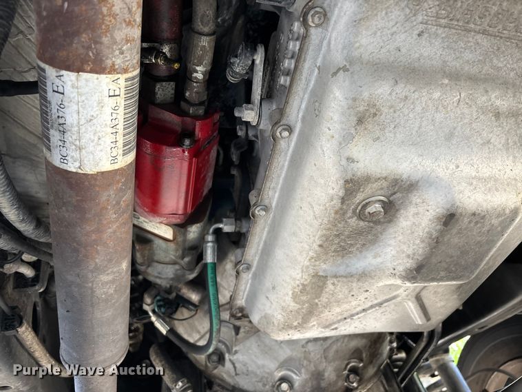 image for item DU2634 2015 Ford F550 Super Duty utility / service truck