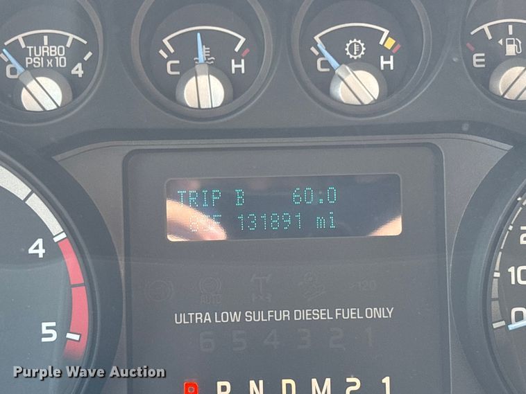 image for item DU2634 2015 Ford F550 Super Duty utility / service truck