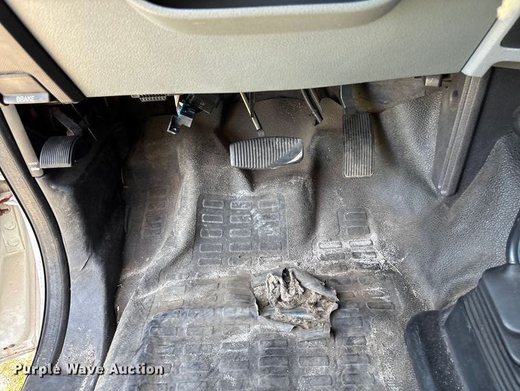 image for item DU2634 2015 Ford F550 Super Duty utility / service truck