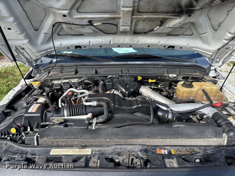 image for item DU2634 2015 Ford F550 Super Duty utility / service truck