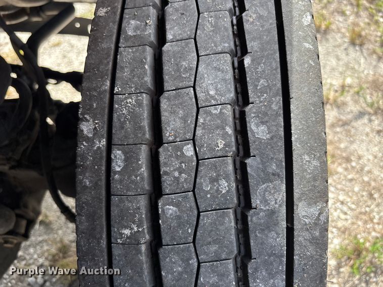 image for item DU2634 2015 Ford F550 Super Duty utility / service truck