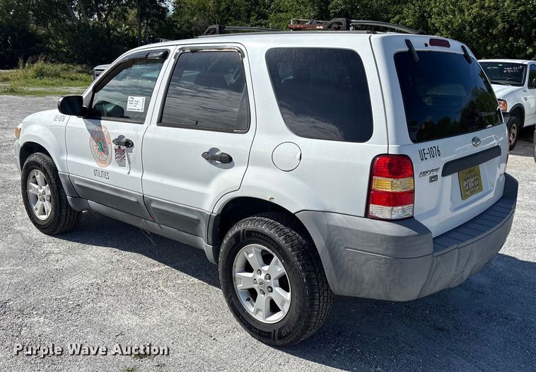 image for item DU2636 2005 Ford Escape XLT SUV