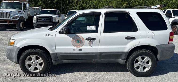 image for item DU2636 2005 Ford Escape XLT SUV