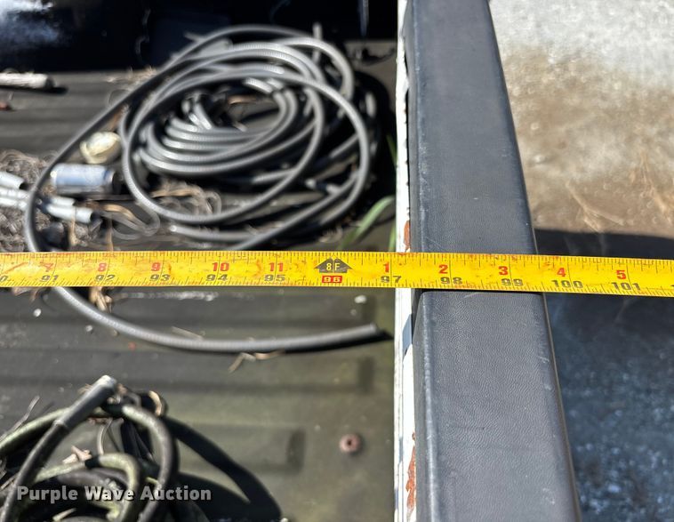 image for item DU2639 2004 Ford F150 Super Duty XL pickup truck