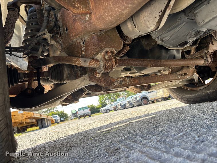 image for item DU2639 2004 Ford F150 Super Duty XL pickup truck