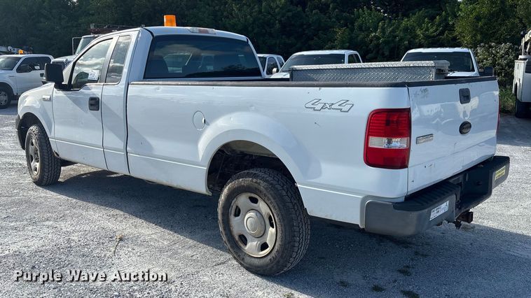 image for item DU2645 2006 Ford F150 Super Duty XL pickup truck