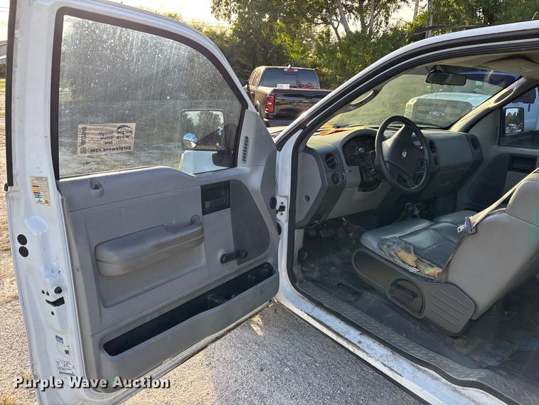 image for item DU2648 2006 Ford F150 Ext. Cab pickup truck