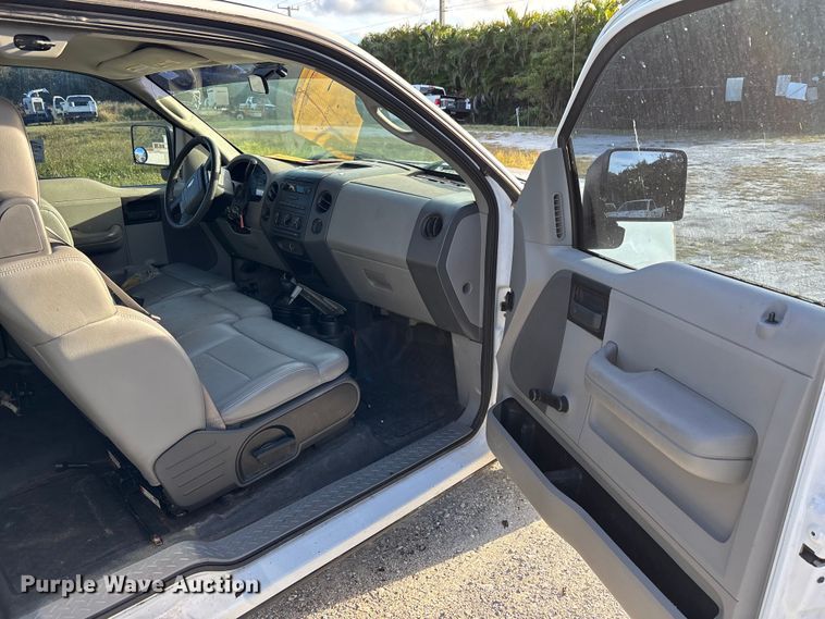 image for item DU2648 2006 Ford F150 Ext. Cab pickup truck