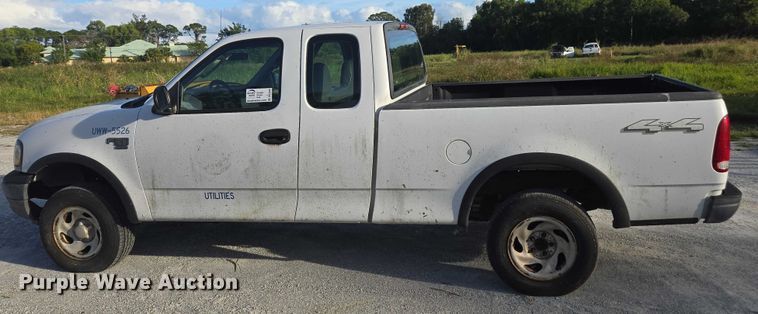 image for item DU2649 2003 Ford F150 Ext. Cab pickup truck