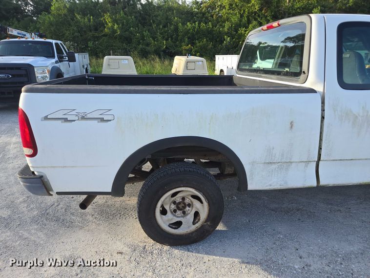 image for item DU2649 2003 Ford F150 Ext. Cab pickup truck