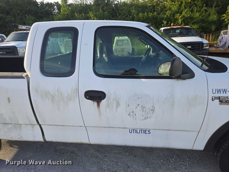 image for item DU2649 2003 Ford F150 Ext. Cab pickup truck