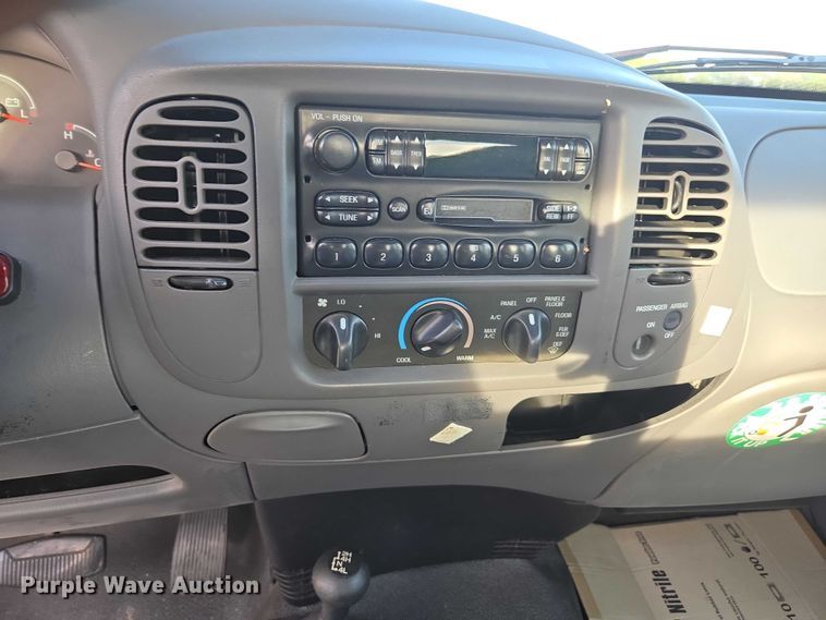 image for item DU2649 2003 Ford F150 Ext. Cab pickup truck