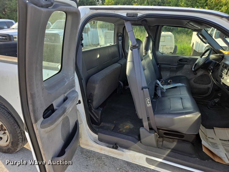 image for item DU2649 2003 Ford F150 Ext. Cab pickup truck