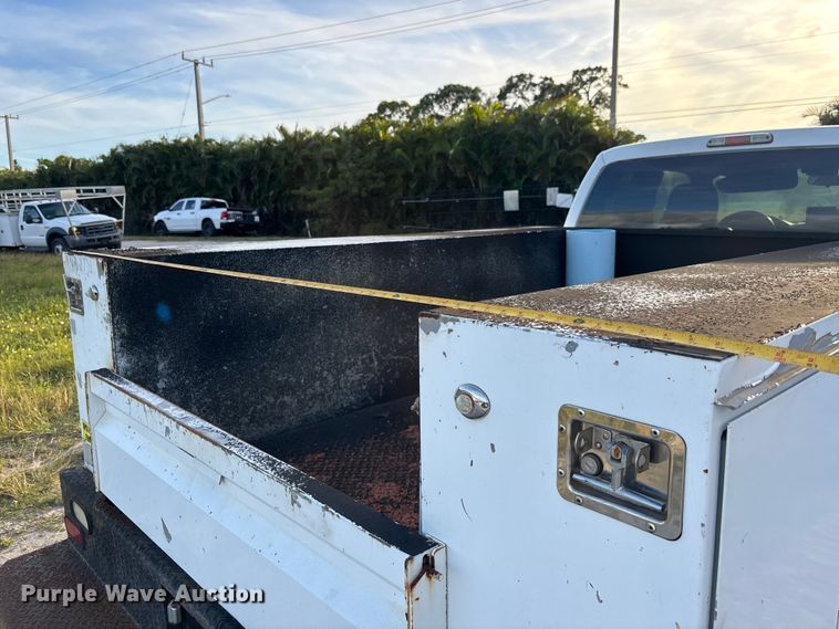 image for item DU2650 2015 Ford F250 Super Duty XL Ext. Cab utility bed pickup truck