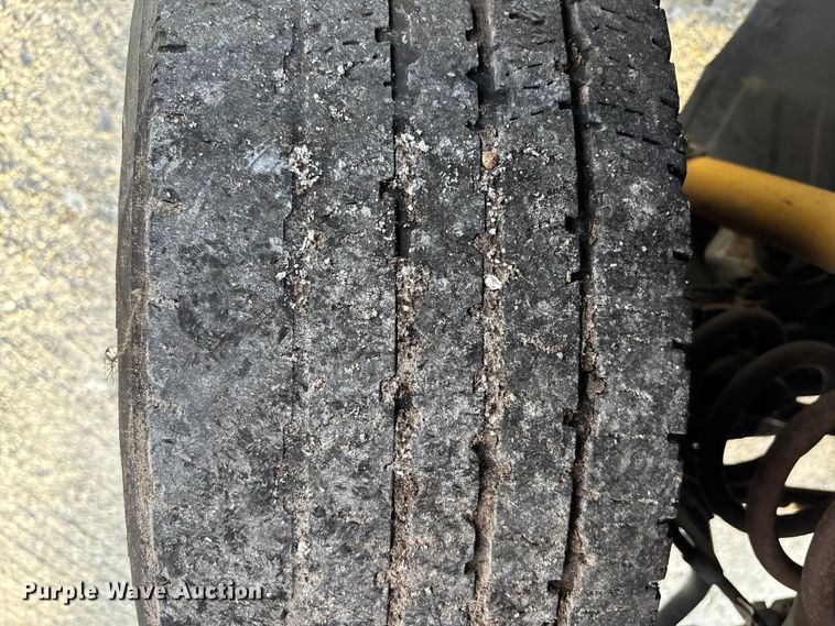 image for item DU2650 2015 Ford F250 Super Duty XL Ext. Cab utility bed pickup truck