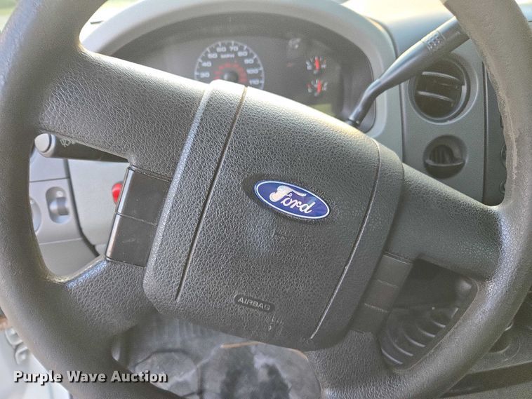 image for item DU2654 2006 Ford F150 pickup truck