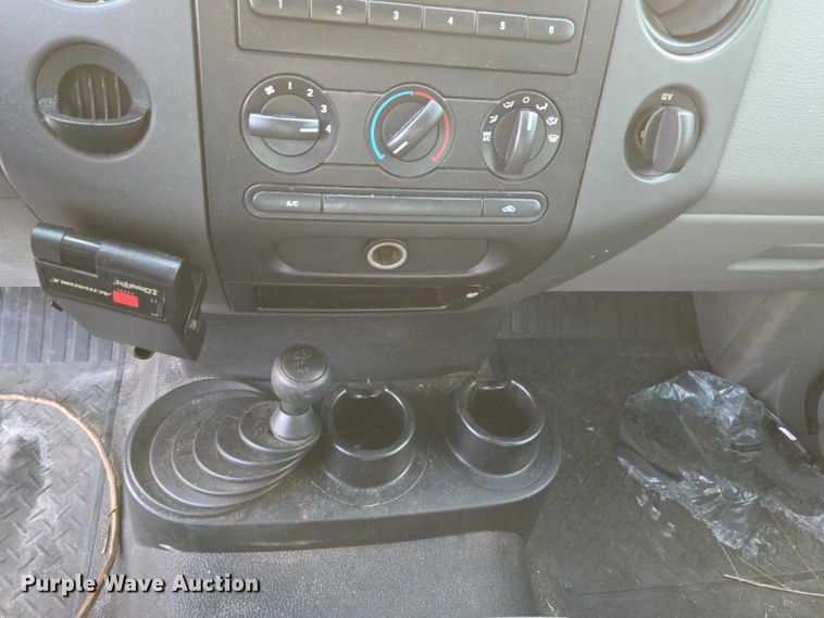 image for item DU2654 2006 Ford F150 pickup truck