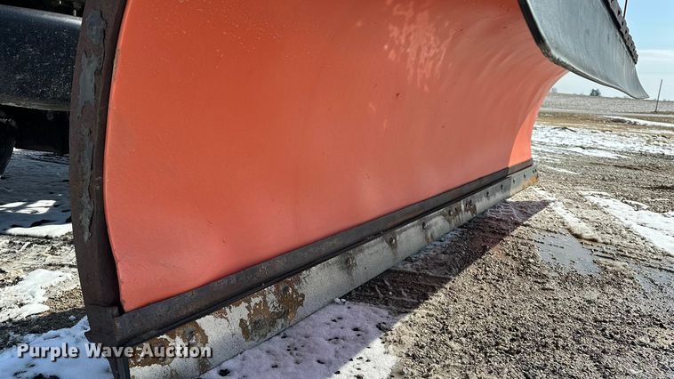 image for item DV0799 2004 Sterling L9500 dump truck