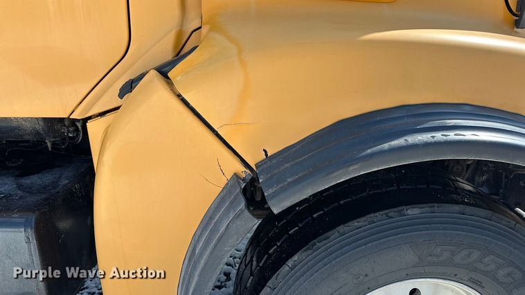 image for item DV0799 2004 Sterling L9500 dump truck