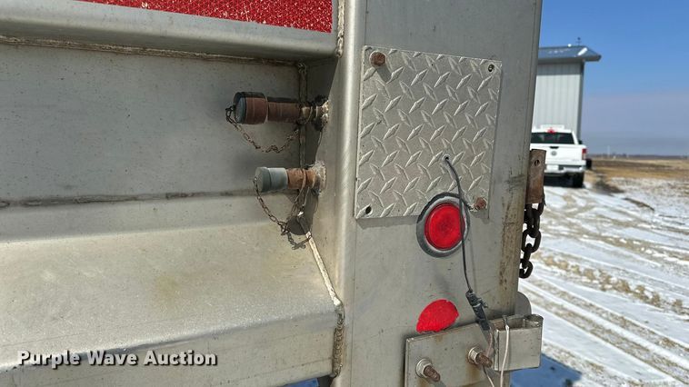 image for item DV0799 2004 Sterling L9500 dump truck