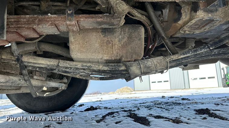 image for item DV0799 2004 Sterling L9500 dump truck