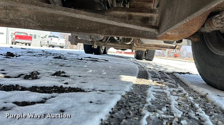 image for item DV0799 2004 Sterling L9500 dump truck