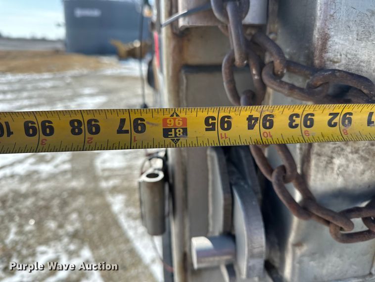 image for item DV0799 2004 Sterling L9500 dump truck