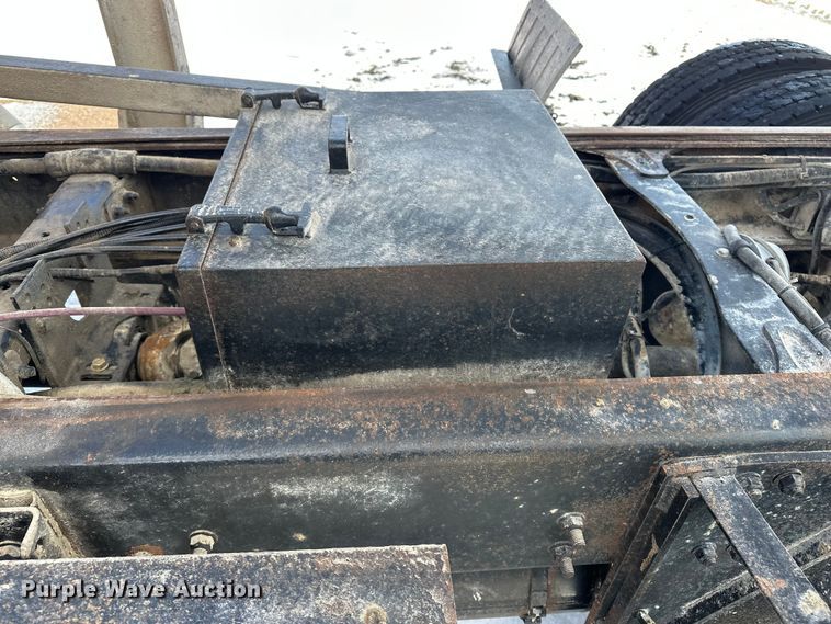 image for item DV0799 2004 Sterling L9500 dump truck