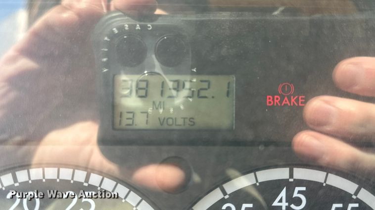 image for item DV0799 2004 Sterling L9500 dump truck