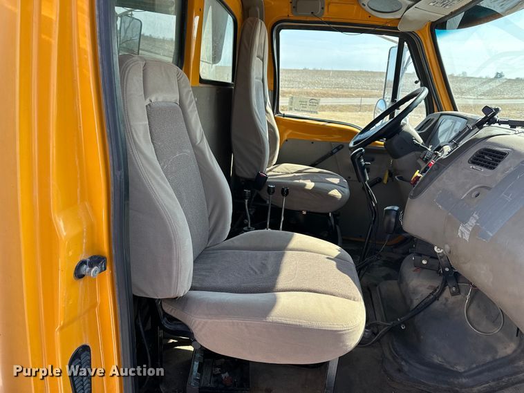 image for item DV0799 2004 Sterling L9500 dump truck